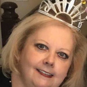 Meet your Posher, Joan